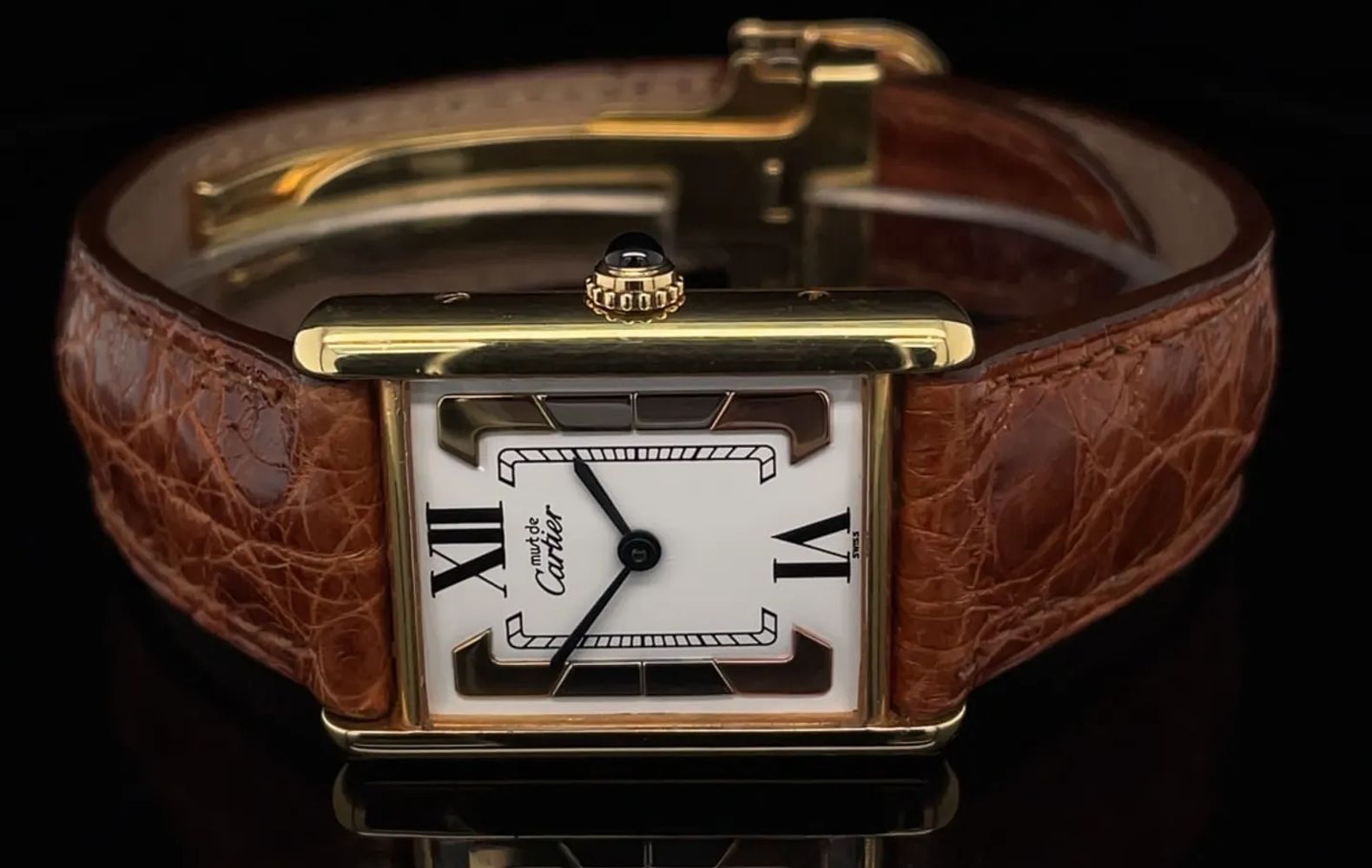 Cartier watch outlet styles