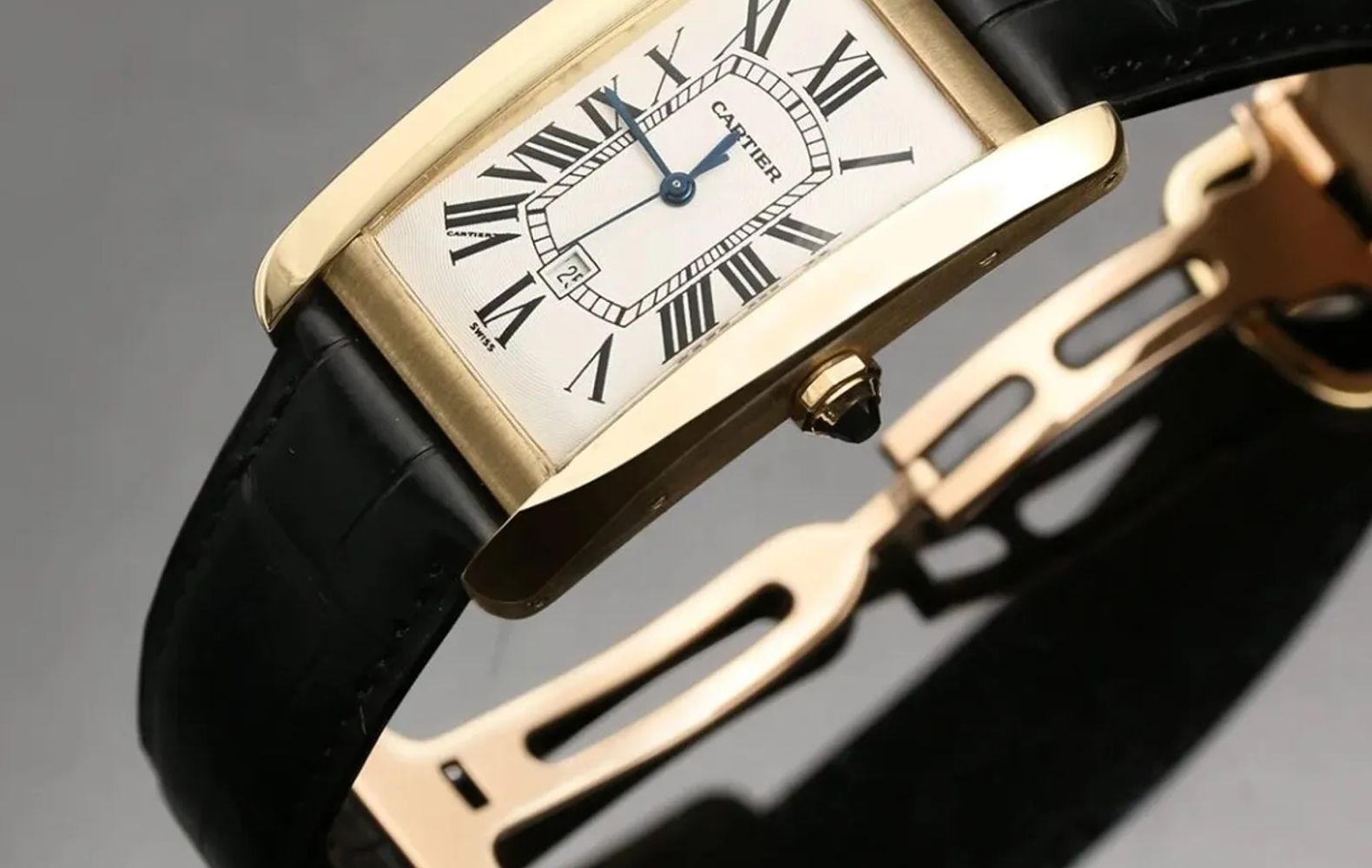 Difference between cartier tank solo and tank clearance francaise