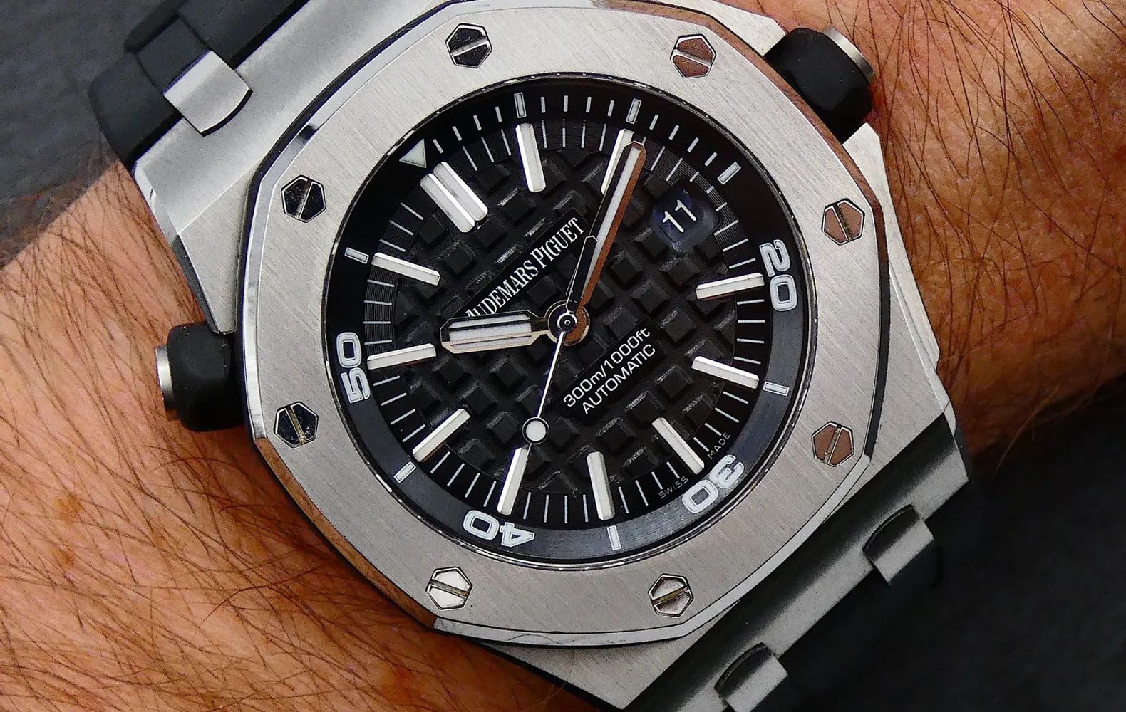 Take a look at some Iconic Luxury Divewatches