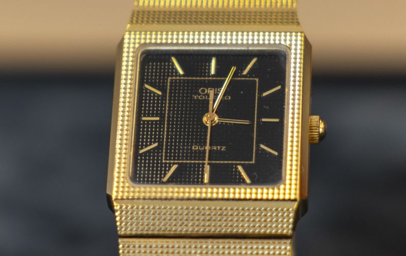 Popular Square and Rectangular Luxury Watches