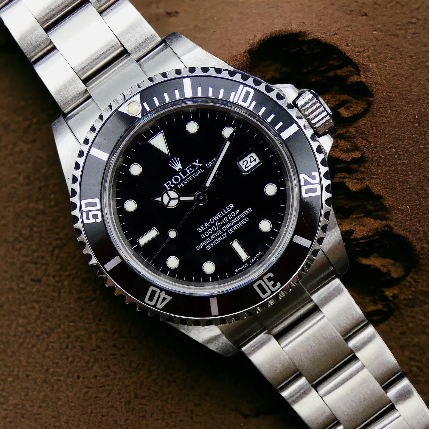 Submariner or sea dweller hot sale