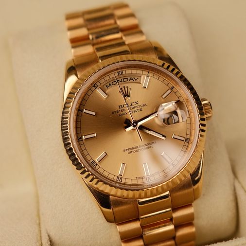 Rolex day discount date gold price