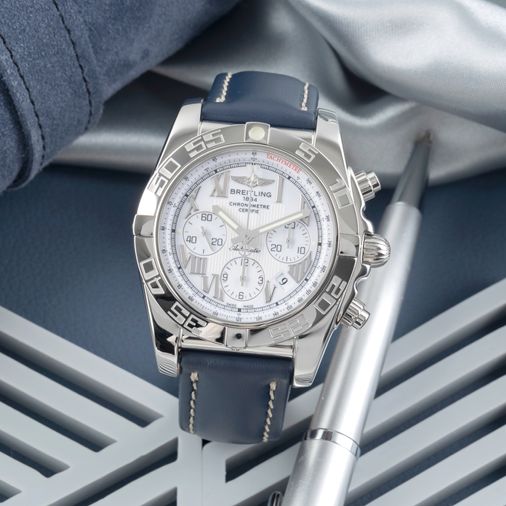 Breitling fausse cb0110121c1c1