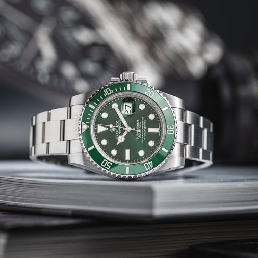 ROLEX SUBMARINER トラベルクロック グリーン Rolex Submariner with a Green Dial » Prices & More