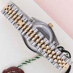 Unknown Unknown 179173 - (6/8)