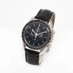 Omega Speedmaster Professional Moonwatch 311.33.42.30.01.002 (2019) - Black dial 42 mm Steel case (5/8)