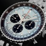 Breitling Navitimer 1 B01 Chronograph AB0139241C2A1 (2026) - Blue dial 41 mm Steel case (3/7)