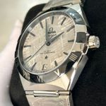 Omega Constellation 131.30.41.21.99.001 (2024) - Silver dial 41 mm Steel case (2/7)