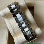 Cartier Roadster W62000V3 (2010) - Zilver wijzerplaat 38mm Staal (6/7)