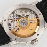 Audemars Piguet CODE 11.59 15210BC.OO.A068CR.01 (2022) - Red dial 41 mm White Gold case (5/6)