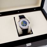 Patek Philippe World Time 5231G-001 (2025) - Meerkleurig wijzerplaat 39mm Witgoud (2/8)