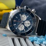 Breitling Chronomat AB0136161C1S1 (2021) - Blue dial 44 mm Steel case (2/8)