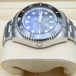 Rolex Sea-Dweller Deepsea 116660 (2017) - Black dial 44 mm Steel case (4/8)