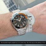 Omega Seamaster Planet Ocean 215.30.44.21.01.002 - (2/8)