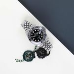 Rolex GMT-Master II 126710GRNR (2024) - Black dial 40 mm Steel case (2/8)