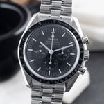 Omega Speedmaster Professional Moonwatch 310.30.42.50.01.002 (Unknown (random serial)) - Black dial 42 mm Steel case (3/8)