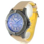 Breitling Avenger V32395 - (2/7)