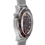 Omega Seamaster Diver 300 M 210.90.42.20.01.001 (2025) - Brown dial 42 mm Titanium case (4/7)