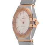Omega Constellation Quartz 131.20.28.60.02.001 (2024) - Silver dial 28 mm Steel case (4/7)