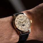 Patek Philippe Perpetual Calendar 5327J-001 - (7/8)