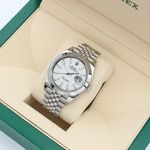 Rolex Datejust 41 126300 (Onbekend (willekeurig serienummer)) - Wit wijzerplaat 41mm Staal (2/8)