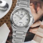 IWC Ingenieur Automatic IW328902 (Unknown (random serial)) - Silver dial 40 mm Steel case (3/8)