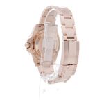 Rolex GMT-Master II 126715CHNR (2024) - Black dial 40 mm Rose Gold case (4/7)