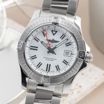 Breitling Avenger A32397101A1A1 (2021) - White dial 43 mm Steel case (3/8)