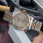 Rolex Datejust 36 16013 (1985) - Silver dial 36 mm Gold/Steel case (2/8)