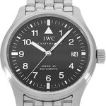 IWC Pilot Mark IW325307 (Unknown (random serial)) - Black dial 38 mm Steel case (1/5)