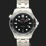 Omega Seamaster Diver 300 M 210.30.42.20.01.001 (2020) - Black dial 42 mm Steel case (2/8)