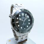 Omega Seamaster Diver 300 M 210.30.42.20.01.001 (2023) - Zwart wijzerplaat 42mm Staal (2/8)