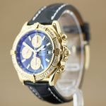 Breitling Crosswind Special K13355 (2004) - Black dial 43 mm Yellow Gold case (5/8)