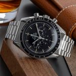 Omega Speedmaster Professional Moonwatch DA 145.0022 (Unknown (random serial)) - Black dial 42 mm Steel case (2/8)