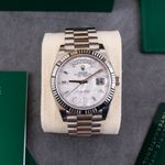 Rolex Day-Date 40 228239 (2021) - 40mm Witgoud (3/8)