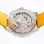 Breitling Avenger AB0147101A1X1 (2025) - Beige dial 44 mm Steel case (8/8)