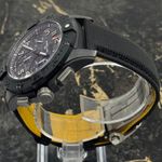 Breitling Avenger SB0147101B1X1 (2025) - Zwart wijzerplaat 44mm Keramiek (5/8)