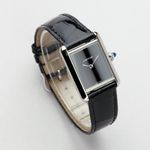 Cartier Tank WSTA0071 (2025) - Black dial 22 mm Steel case (2/8)