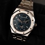 Audemars Piguet Royal Oak Dual Time 25730ST.OO.0789ST.01 (1994) - Blauw wijzerplaat 36mm Staal (1/8)