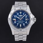 Breitling Avenger Seawolf A17330 (2011) - Blue dial 45 mm Steel case (3/8)