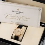 Patek Philippe Calatrava 5227R-001 (2017) - Beige dial 39 mm Rose Gold case (6/6)