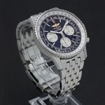 Breitling Navitimer 01 AB0120 (2011) - Black dial 43 mm Steel case (6/8)