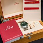 Omega Seamaster Diver 300 M 210.30.42.20.10.001 (2024) - Green dial 42 mm Steel case (5/5)