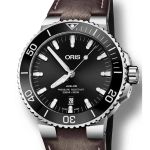 Oris Aquis Date 01 733 7730 4134-07 5 24 10EB (2023) - Black dial 44 mm Steel case (1/3)