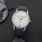 NOMOS Orion Datum 381 (2022) - Wit wijzerplaat 38mm Staal (1/8)
