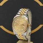 Rolex Datejust 36 116233 (2015) - Gold dial 36 mm Gold/Steel case (2/6)