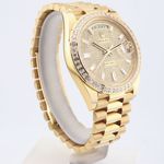 Rolex Day-Date 40 228398TBR (2023) - Gold dial 40 mm Yellow Gold case (8/8)