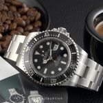 Rolex Sea-Dweller 126600 (Unknown (random serial)) - Black dial 43 mm Steel case (2/8)