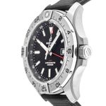 Breitling Avenger A32320101B1X1 (2025) - Black dial 44 mm Steel case (4/7)
