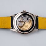 Patek Philippe Calatrava 6007G-011 (2023) - Black dial 40 mm White Gold case (6/8)